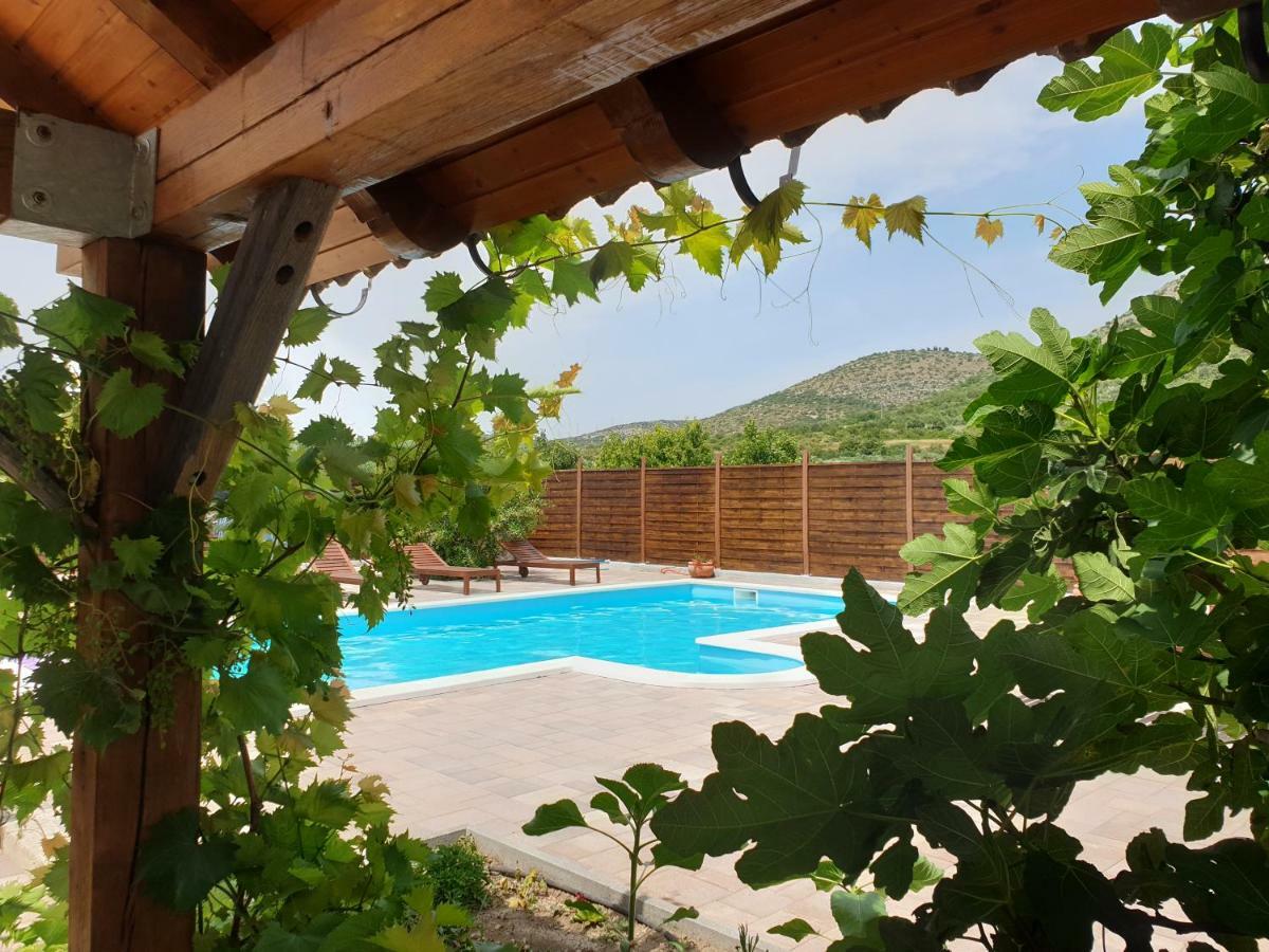 Apartment Smilje Sibenik Ngoại thất bức ảnh