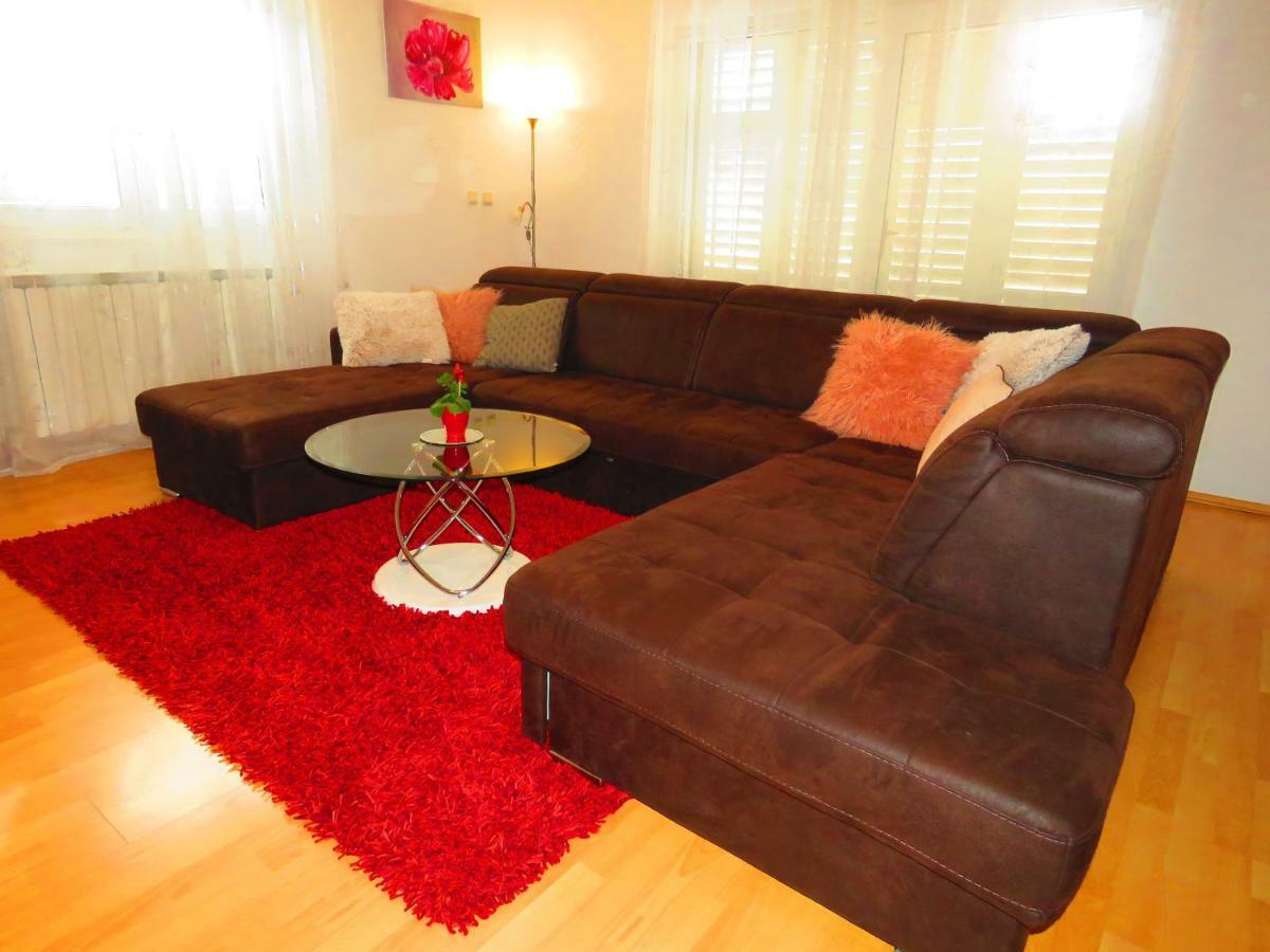 Apartment Smilje Sibenik Ngoại thất bức ảnh