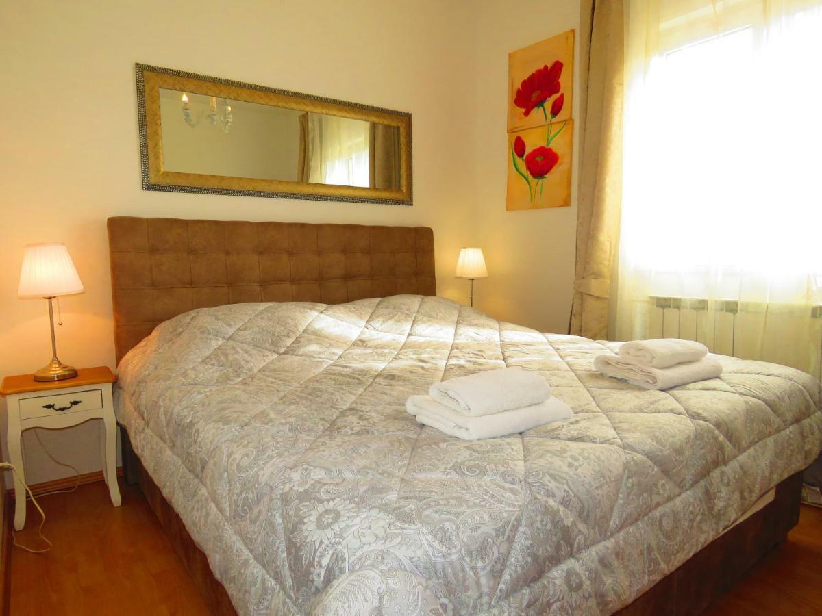 Apartment Smilje Sibenik Ngoại thất bức ảnh